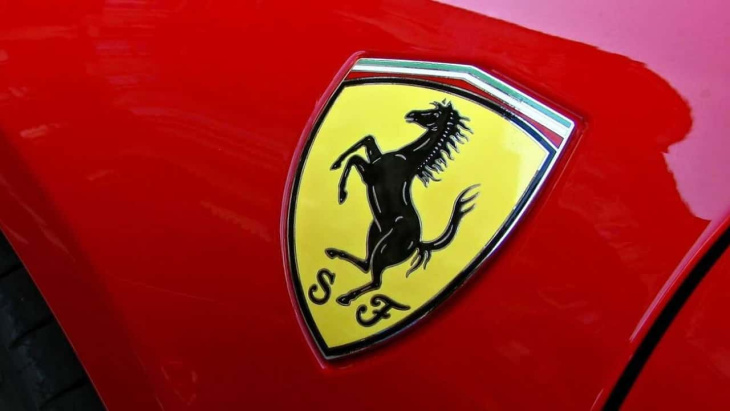 Ferrari être prête à vous offrir des cadeaux !