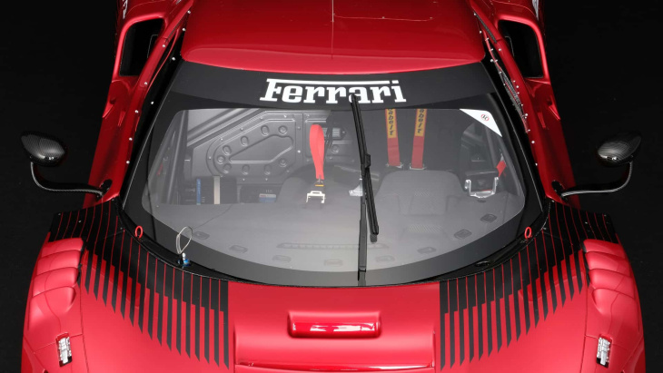 Cette Ferrari 296 GT3 miniature coûte plus cher qu’une Dacia Sandero
