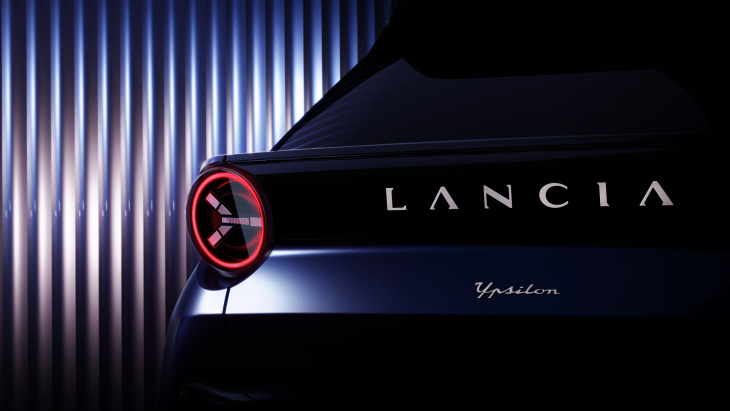 Après les fuites, un nouveau teaser de la Lancia Ypsilon