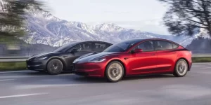 Tesla a tout juste devancé BYD au chapitre des ventes en 2023