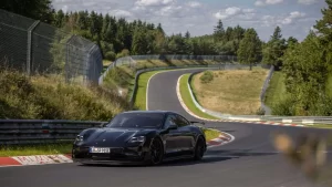 La Porsche Taycan à nouveau la plus rapide au Nürburgring