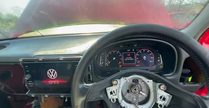 VIDEO - Le swap le plus dingue sur une Volkswagen Polo ?