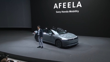 CES 2024 – Sony fait rouler sa voiture électrique Afeela avec une manette de PS5