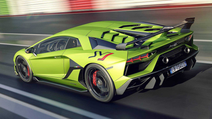 Vous voulez une Lamborghini Revuelto ? On en reparlera en 2027