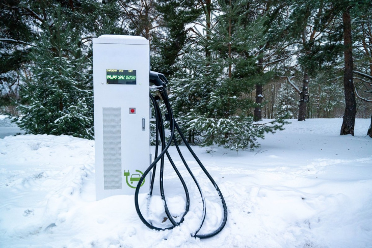 contre toute attente, les véhicules électriques tombent moins souvent en panne par temps froid que les voitures thermiques
