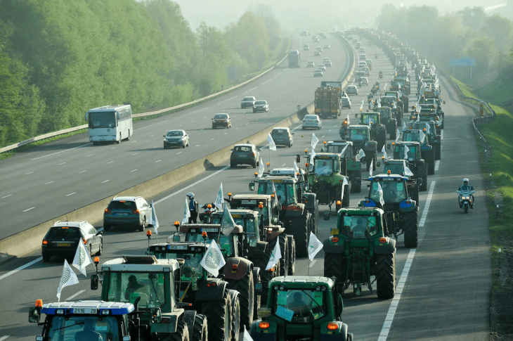 Manifestation des agriculteurs : le point à la mi-journée sur le réseau Vinci Autoroutes