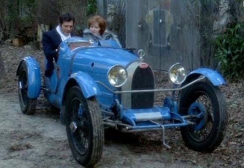 Marcello Mastroianni, Area Ferreol et une Bugatti Type 37 dans La grande bouffe de Marco Ferreri.