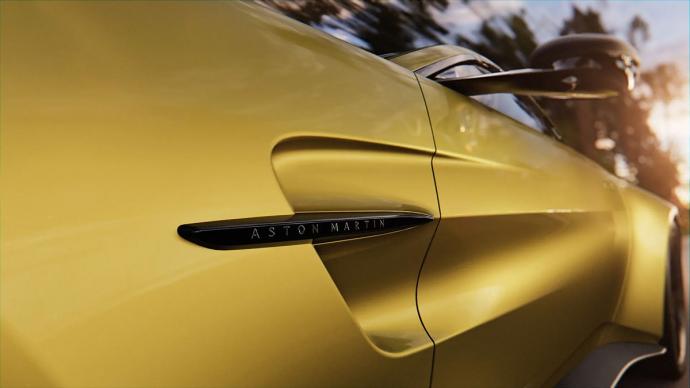 La nouvelle Aston Martin Vantage dévoile sa silhouette agressive
