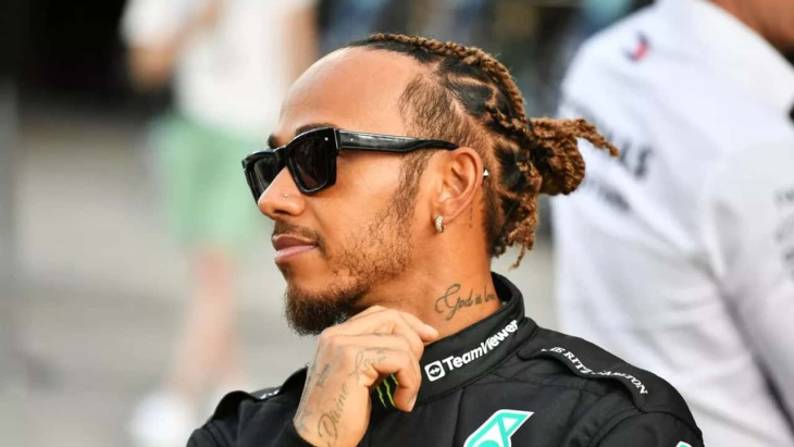 Hamilton va-t-il quitter Mercedes et rejoindre Ferrari en 2025 ?