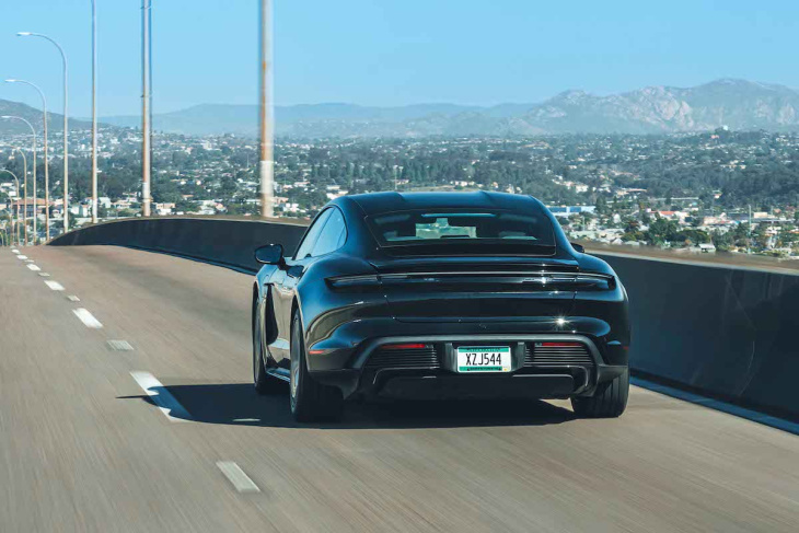 La Porsche Taycan augmente son autonomie à 587 km !