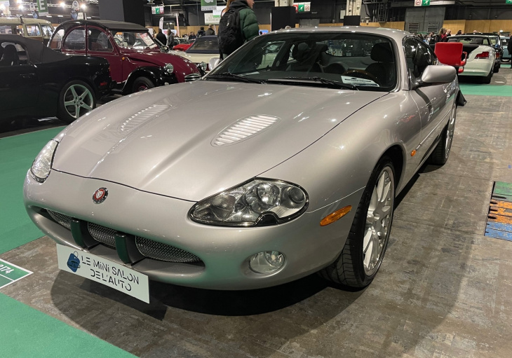 Rétromobile 2024 - les bonnes affaires à moins de 25 000 € en vidéo : Jaguar XKR