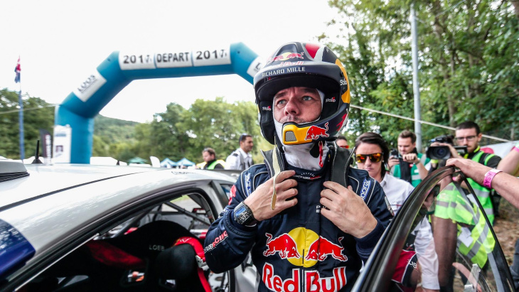 Sébastien Loeb fête ses 50 ans au Rétromobile
