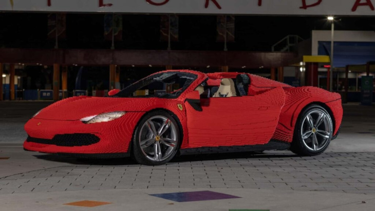 Cette Ferrari pèse 2 tonnes pour une bonne raison