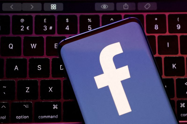 grande-bretagne: facebook confronté à une action de groupe pour 3 milliards de livres-tribunal