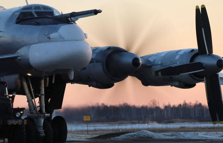 guerre en ukraine : kiev signale le décollage de plusieurs bombardiers russes