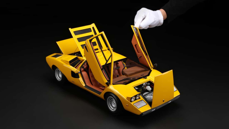 Vous pouvez obtenir une Lamborghini Countach à l'échelle 1:8 pour 18 000 euros