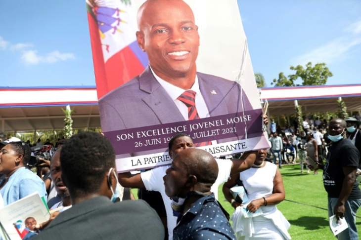 haïti: la justice ordonne un procès pour la veuve du président assassiné et 50 autres accusés