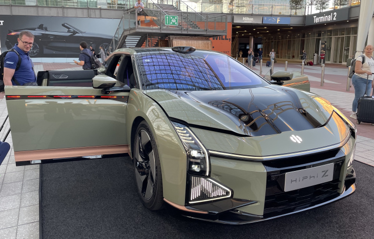 chine, l'étrange constructeur chinois de voitures électriques hiphi se meurt