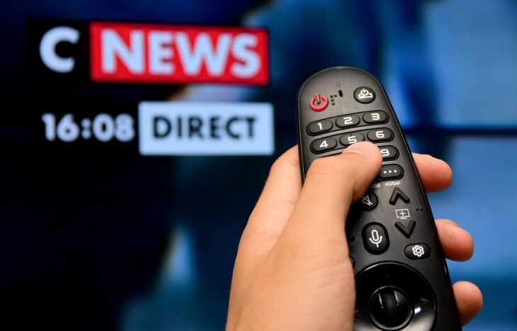 le conseil d’état somme le régulateur des médias de « mieux contrôler cnews »