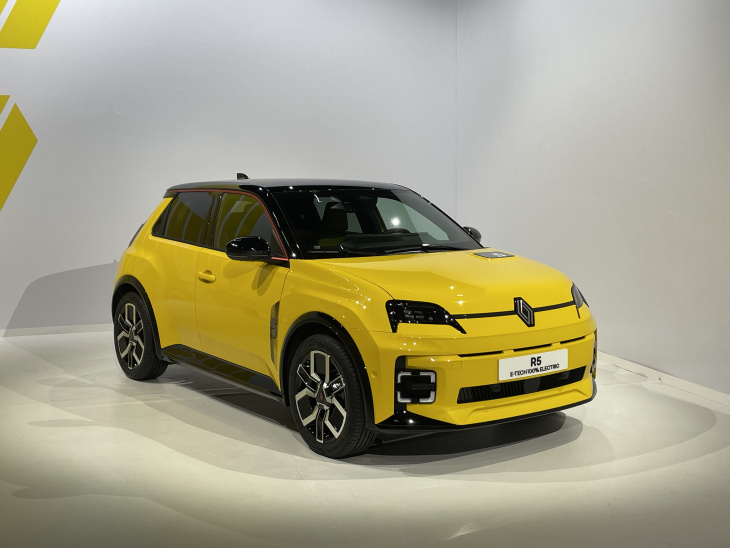 Renault R5 : découvrez tous les détails de la star de l'année - Vidéo en direct du salon de Genève 2024