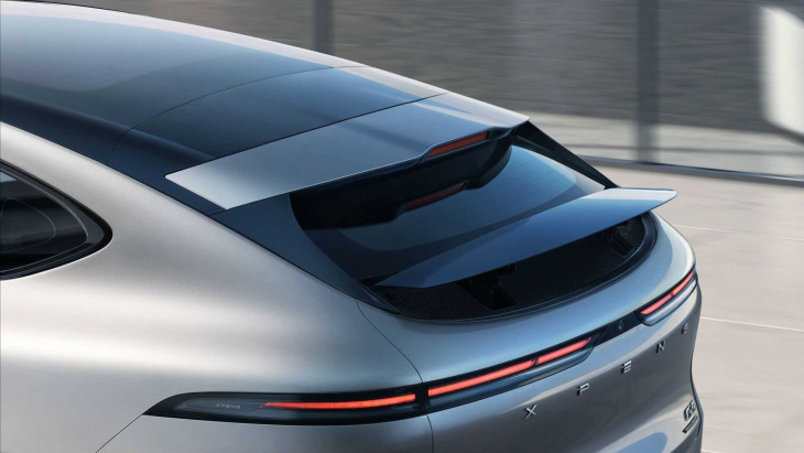 xpeng dévoile une nouvelle plateforme et prévoit 30 voitures électriques d'ici 2027