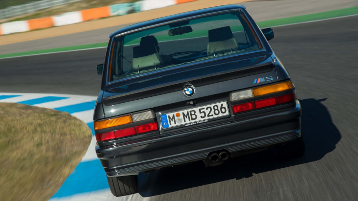 BMW M5 (E28, 1984-1987) : Le précurseur fête ses 40 ans
