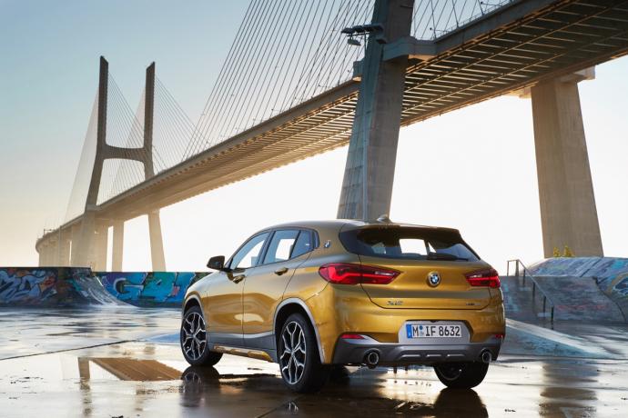 BMW X2 : l’histoire d’un modèle à part dans l’univers BMW