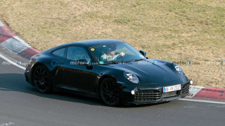 Porsche confirme le lancement de la 911 hybride au début de l'été