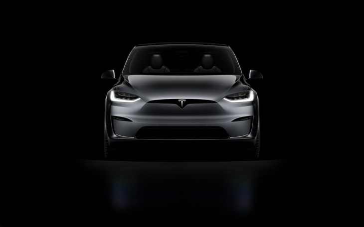 Les voitures électriques décotent 10 fois plus vite que les thermiques, même les Tesla