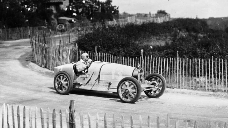 il y a 100 ans, la bugatti type 35 entrait dans la légende