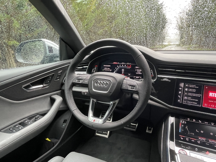 Audi SQ8 (2024) : le caprice à 200 k€ (Essai vidéo)