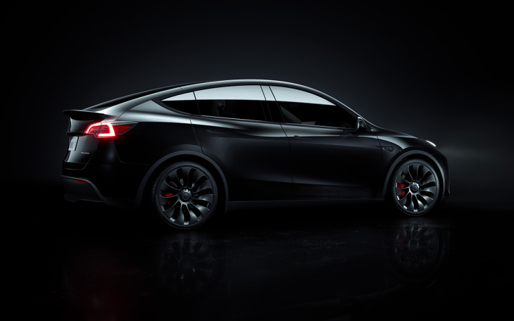 Tesla Model Y : voici les nouveaux prix du SUV électrique en France