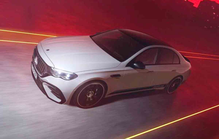 Mercedes-AMG E 53 associe puissance et efficacité dans la plus récente innovation hybride