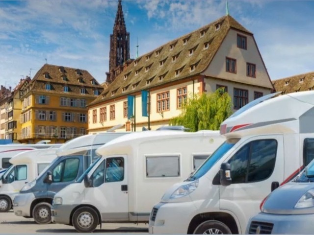 Même à Strasbourg, dont la municipalité est pourtant écologiste, les camping-cars peuvent bénéficier d'une dérogation.