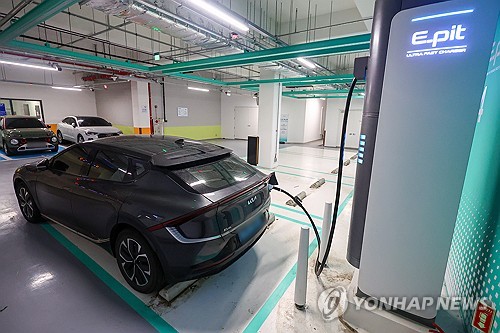 le parc de véhicules électriques a franchi le cap des 500.000 en 2023