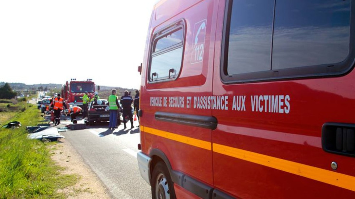 saint-julien-de-cassagnas six blessés dont deux graves dans un choc frontal