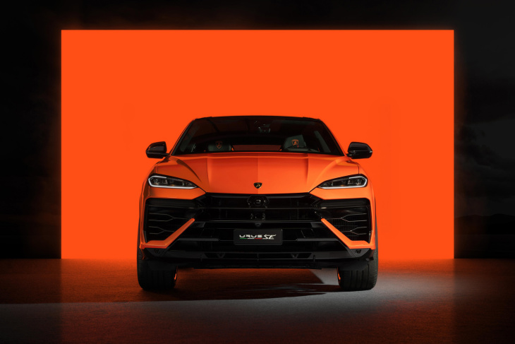 Le Lamborghini Urus SE devient le premier VUS hybride électrique branchable de la marque