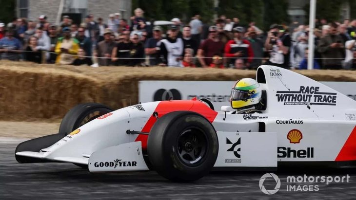 vettel rendra hommage à senna en pilotant sa mclaren de 1993 à imola