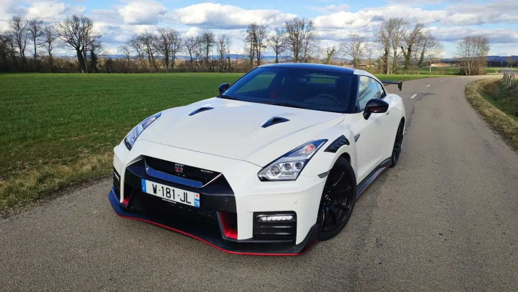 Cette Nissan GT-R fait passer la Corvette C8 pour une voiture de seconde zone