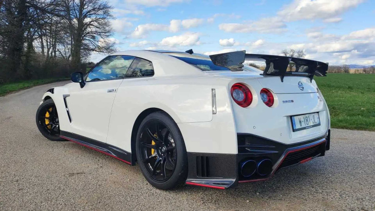 Cette Nissan GT-R fait passer la Corvette C8 pour une voiture de seconde zone