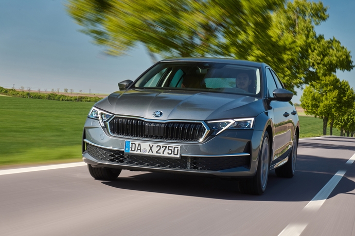 Skoda Octavia restylée (2024) : le plaisir de l'ennui (essai vidéo)