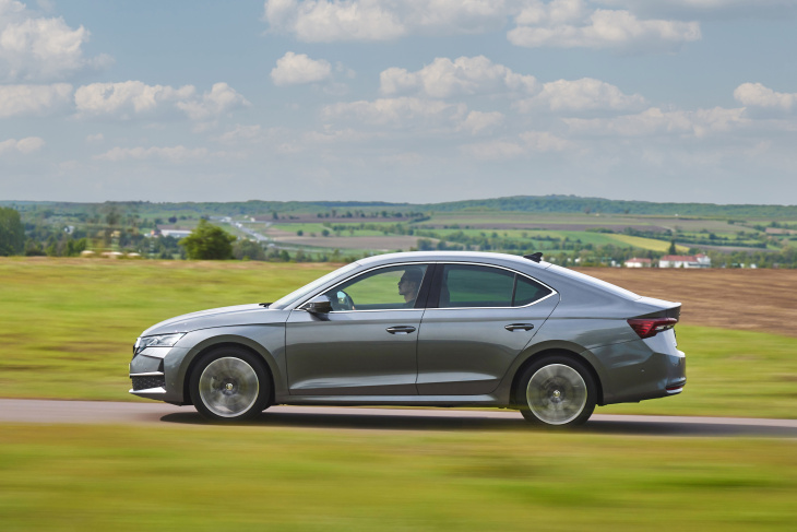 octavia 4, skoda, octavia, android, skoda octavia restylée (2024) : le plaisir de l'ennui (essai vidéo)