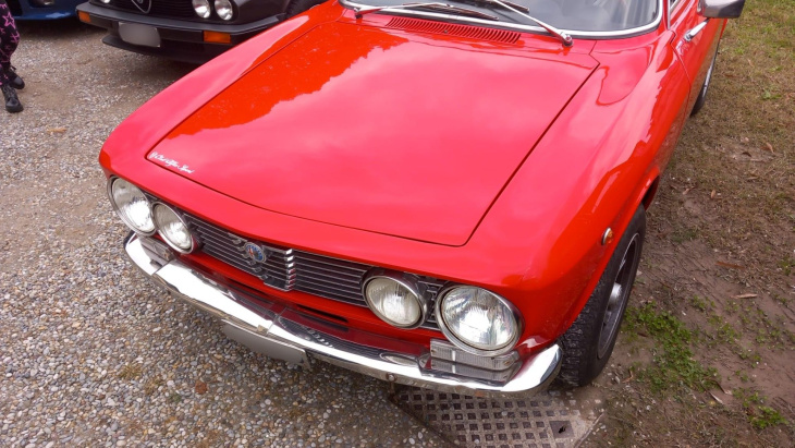 gt 1300 junior, une splendide alfa romeo née en 1966 : les photos