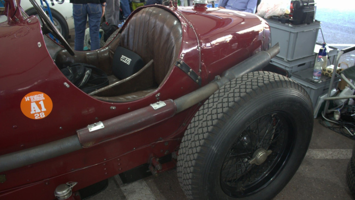 91 ans après, le moteur de cette alfa romeo rugit toujours : les photos