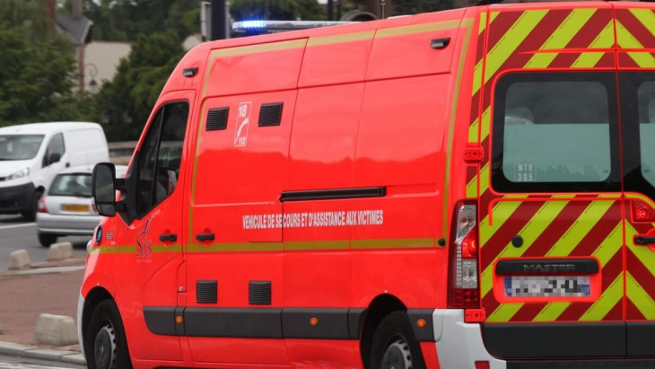 un mort et une quinzaine de blessés, dont plusieurs en urgence absolue après un carambolage en seine-et-marne