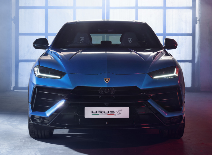 Un Lamborghini Urus S de 666 chevaux.