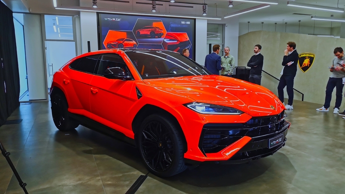 Lamborghini Urus SE hybride rechargeable : 800 ch, 312 km/h, pas de malus, le meilleur des Urus ?