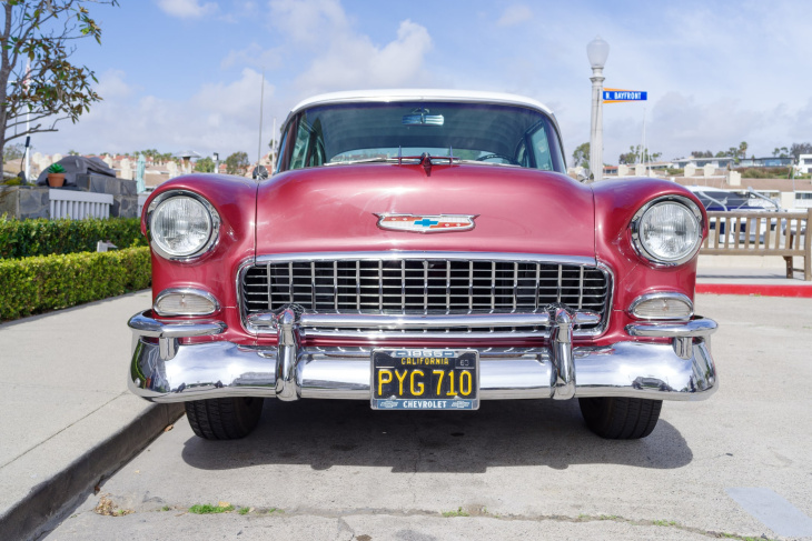 chevrolet bel air : l’icône des années 1950 qui a marqué l’amérique