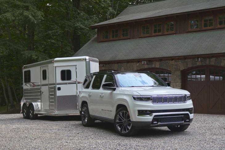 les jeep wagoneer 4xe et grand wagoneer 4xe arriveront en 2025