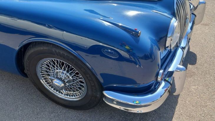 ce bijou a 65 ans : les photos époustouflantes de la jaguar mark ii